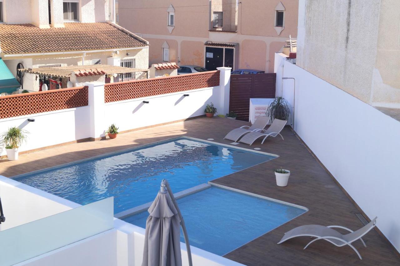 Apartamentos El Abuelo Torrevieja Exterior photo