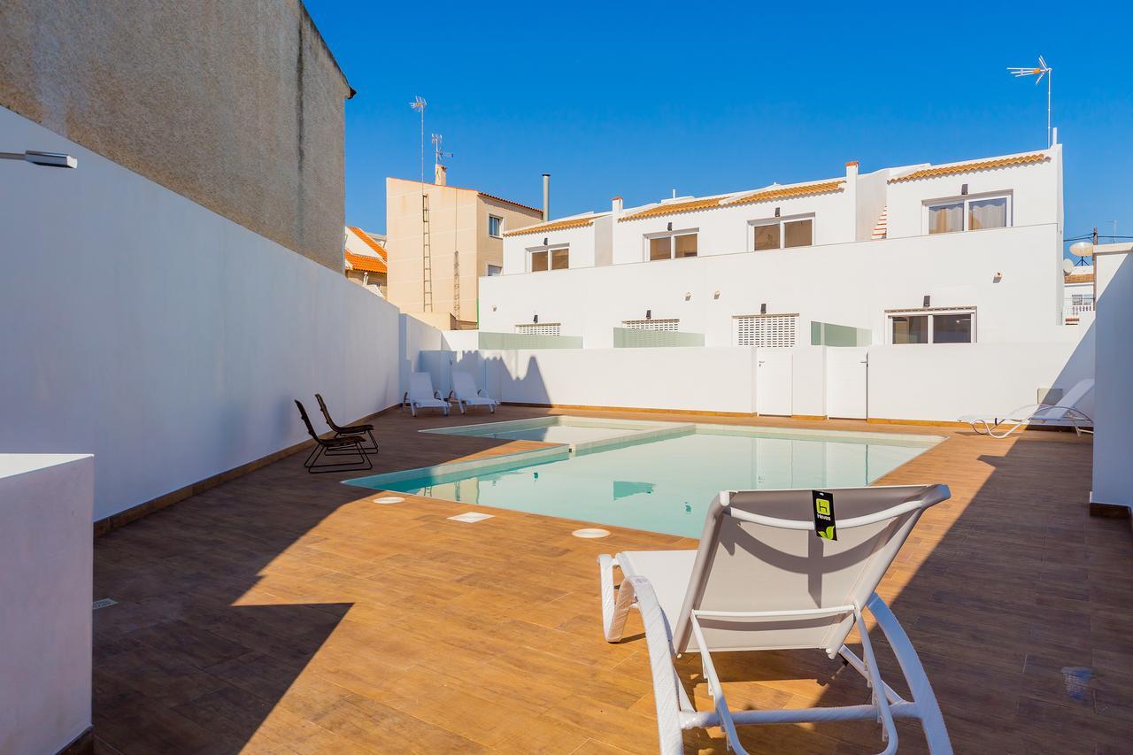 Apartamentos El Abuelo Torrevieja Exterior photo
